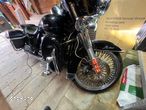 Harley-Davidson FLH Electra Glide - 24