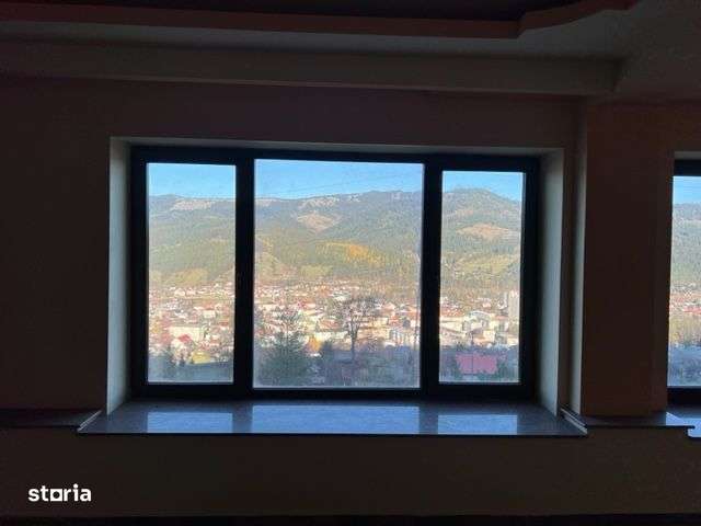 2 Pensiuni la pret de una! Campulung Moldovenesc - 2140 mp-6