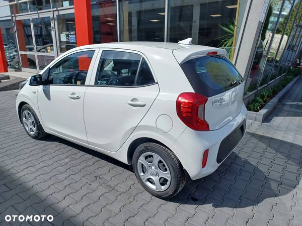 Kia Picanto 1.0 L - 6