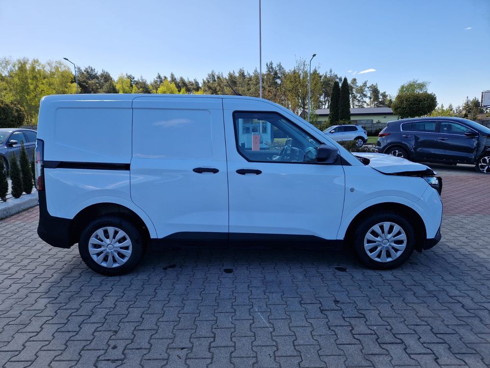 Ford Transit Courier 2024