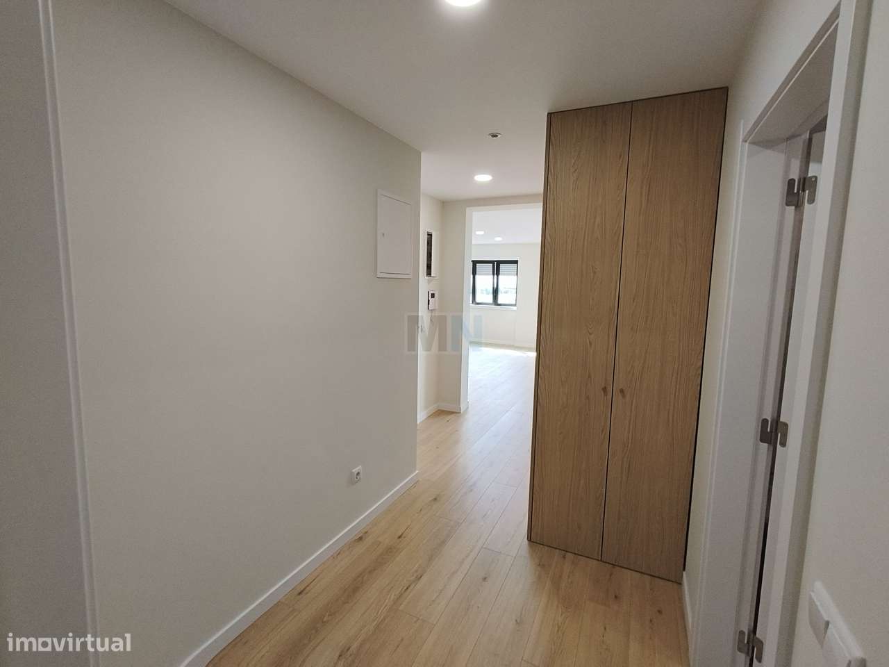 Vende-se T2 Totalmente Renovado em Celas – Vistas Rio e Universidade-23