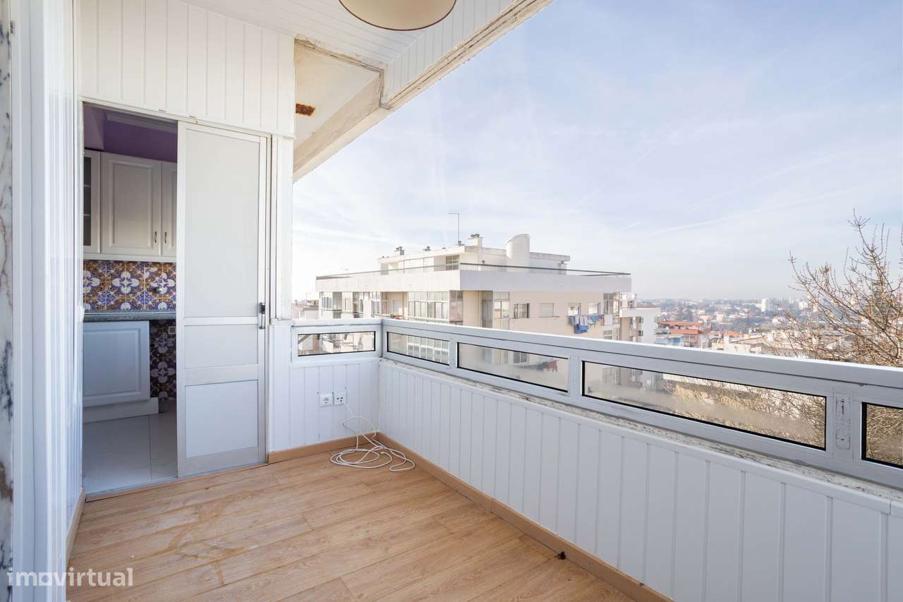 Oeiras, Apartamento T2 – Potencial para Criar e Renovar ao Seu Gosto!-7