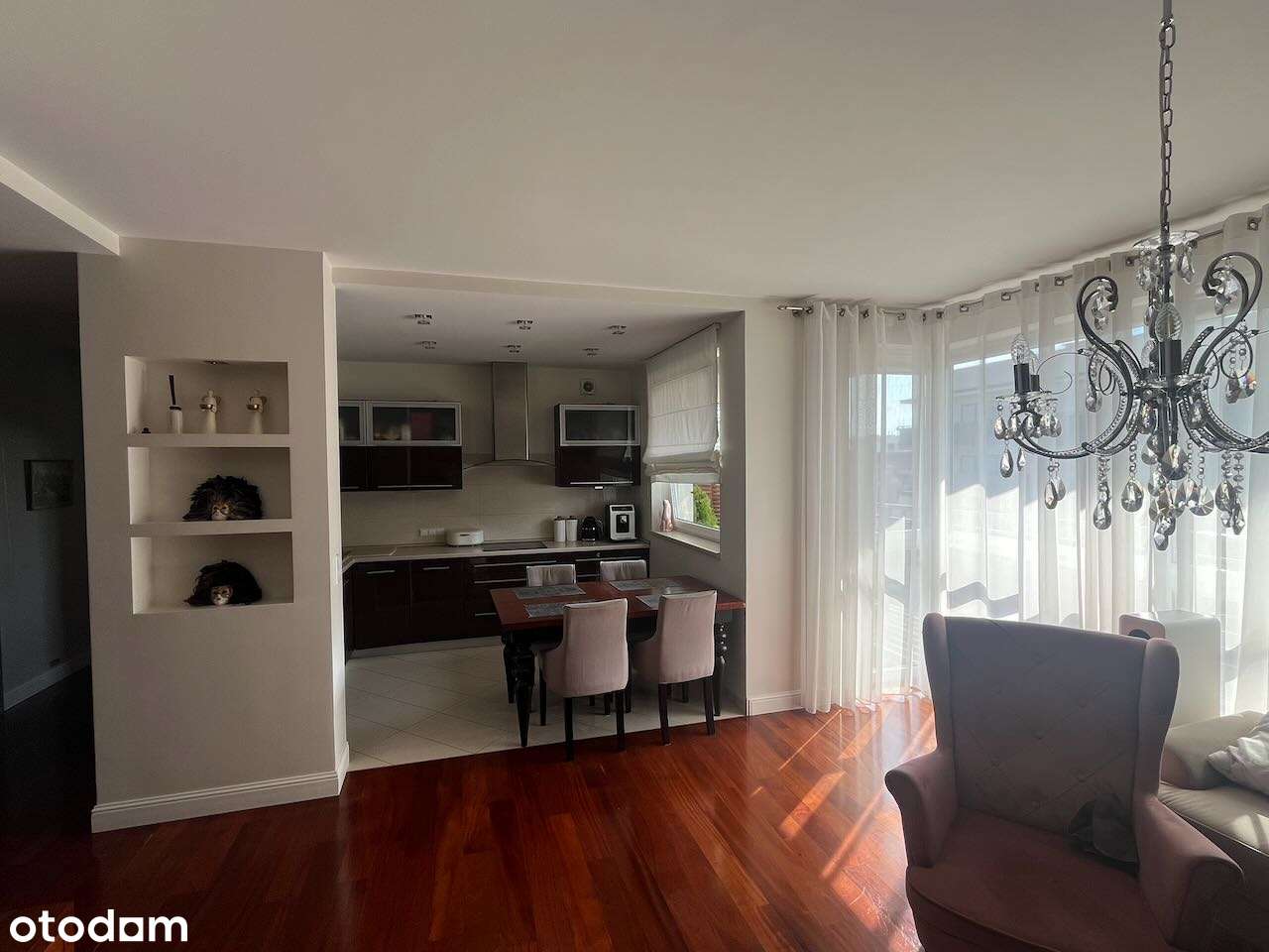 3 pok. pełne wyposażenie, wys. standard, garaż + komórka-4