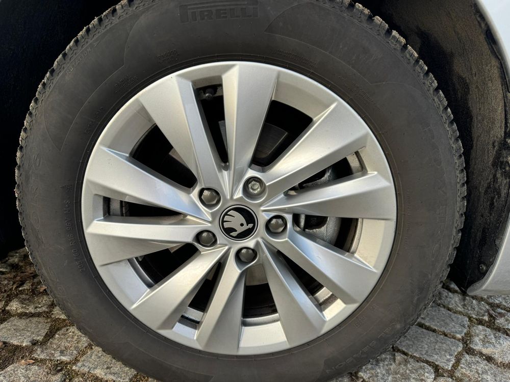 Skoda Octavia Salon Polska FV23%