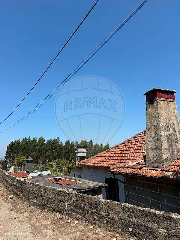 Moradia T2 para venda-7