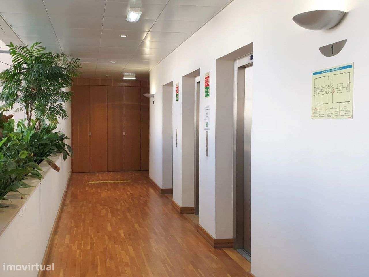 Escritório Alfragide | 421 m2 | Edifício Stern | 3 Lug. Estac. - Grande imagem: 4/15