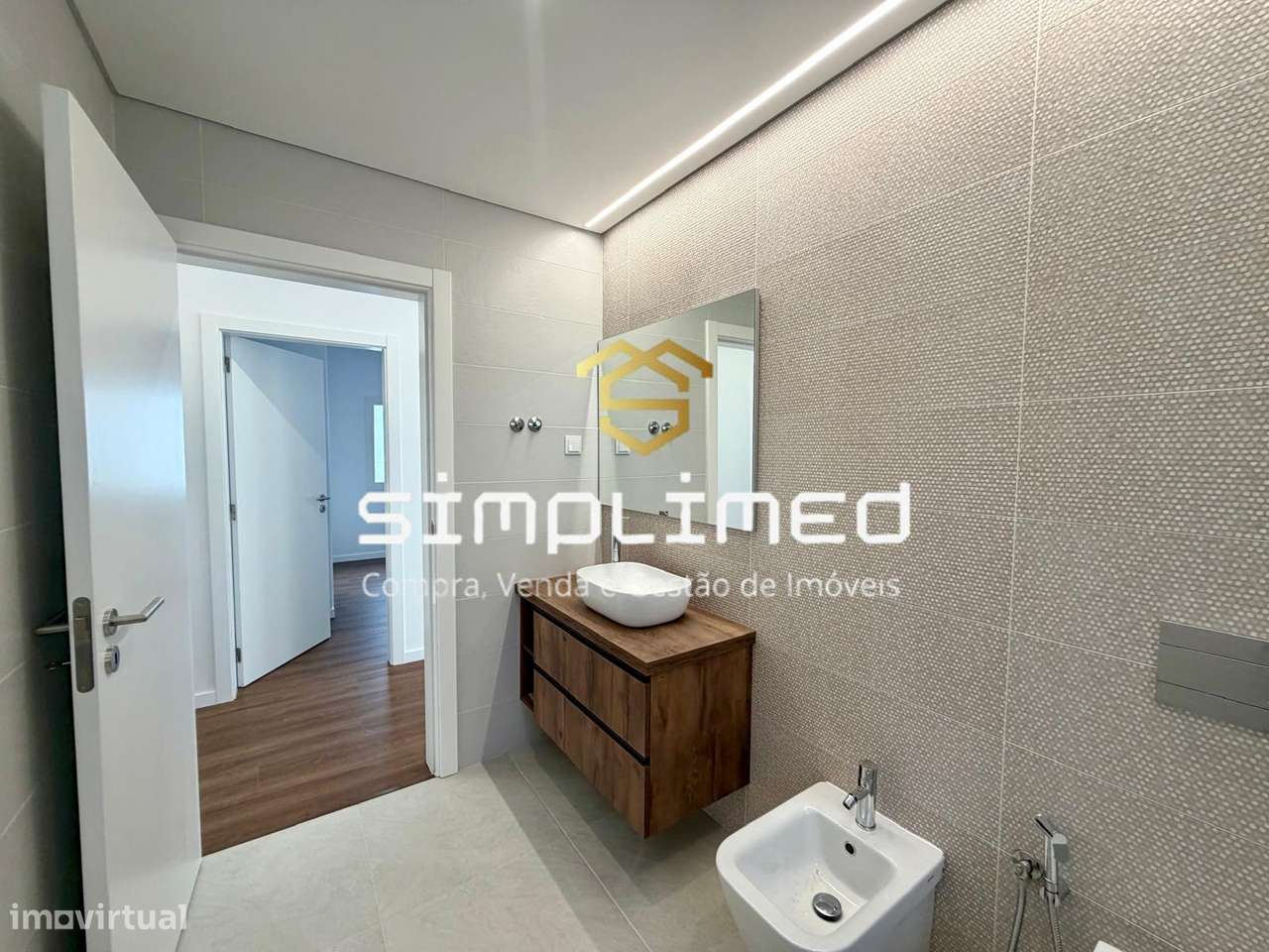 Moradia Isolada Térrea T4  Fernão Ferro  (CF)-36