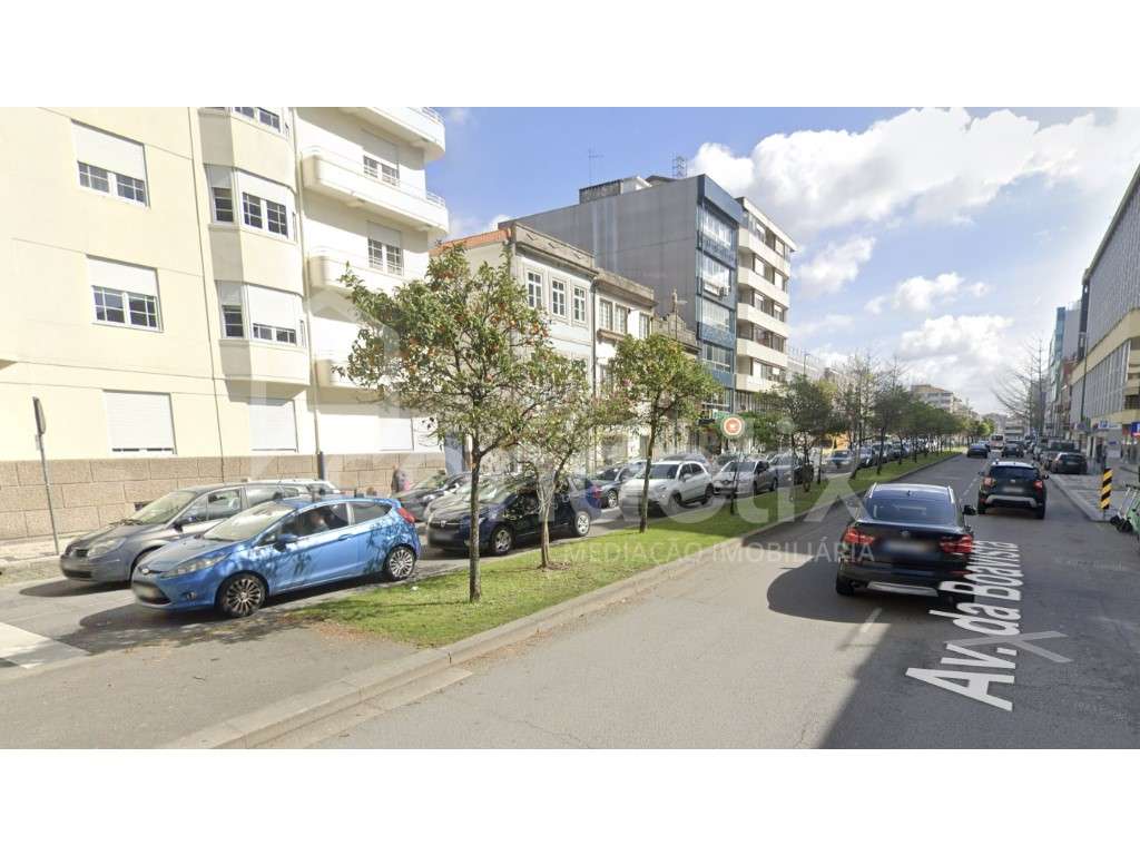Parqueamento - Av. da Boavista - Grande imagem: 3/3