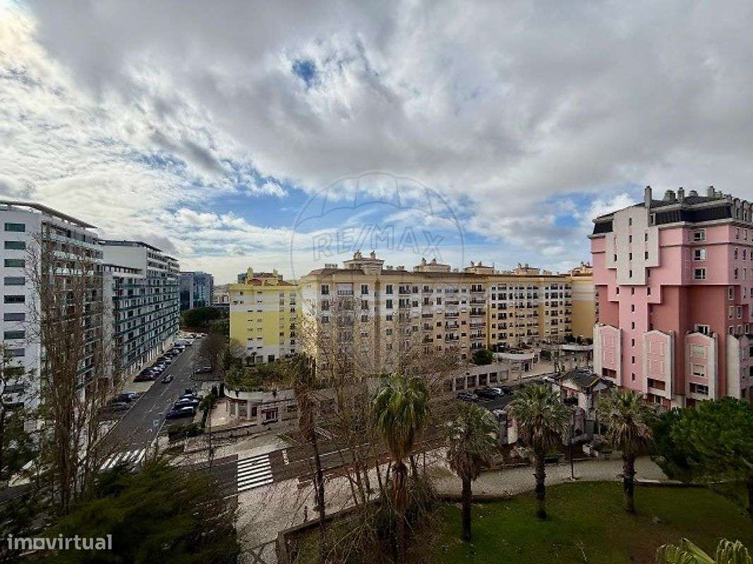 Apartamento T2 para arrendamento - Grande imagem: 2/36