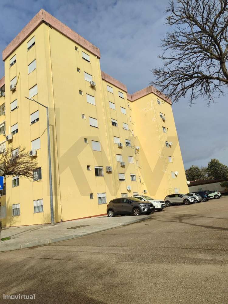 Apartamento T1 Pronto a Habitar com Vista Panorâmica – Bairro do Revol-20