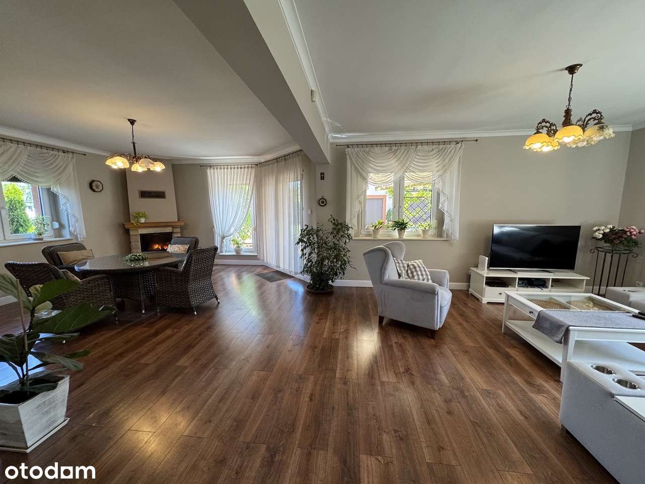 Wejdź i zamieszkaj. Uff... Jestem u siebie.-5