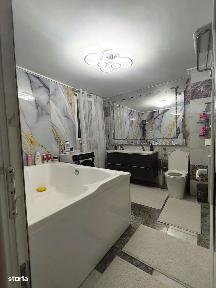 Casa D+P+E+terasa Tomis 2 cu 2 intrari, 6 camere, 2 bucătării, 3 bai.-19
