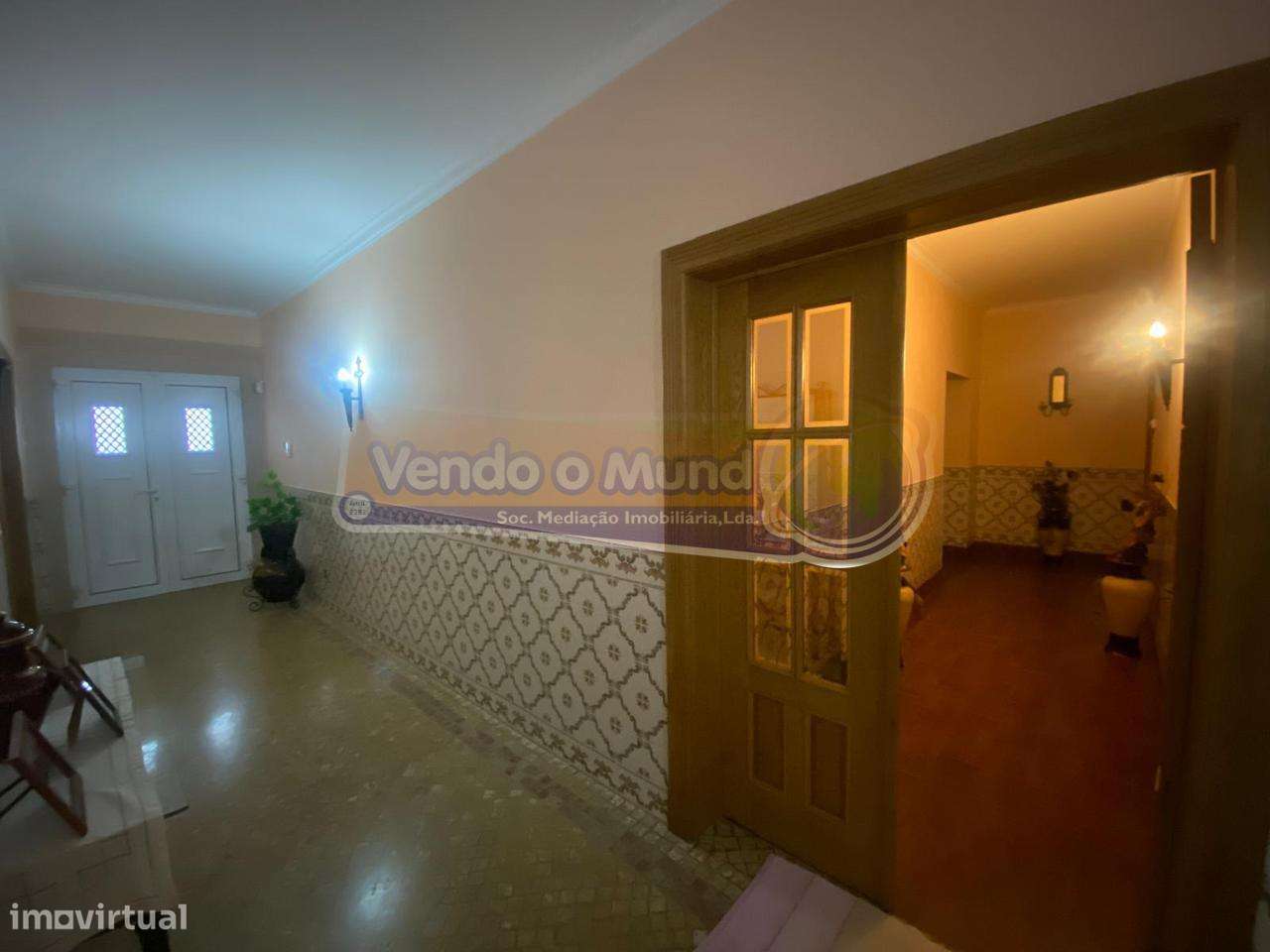 Moradia T4 em Fazendas de Almeirim (FALMR007) - Grande imagem: 2/39