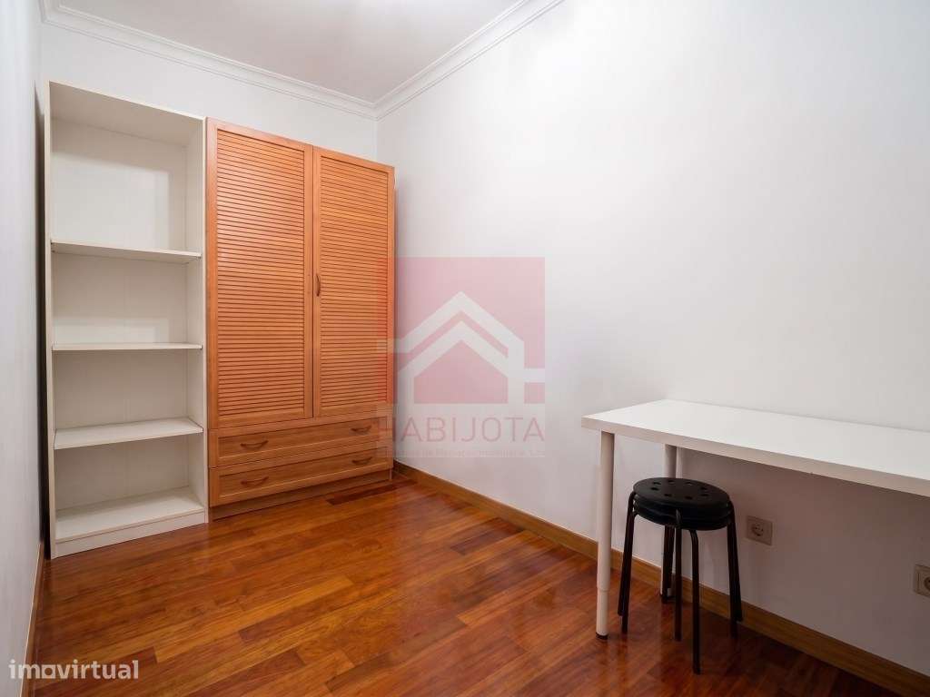 Magnífico Apartamento T2+1 no Centro de Rio Tinto (Avenida da Conduta)-24