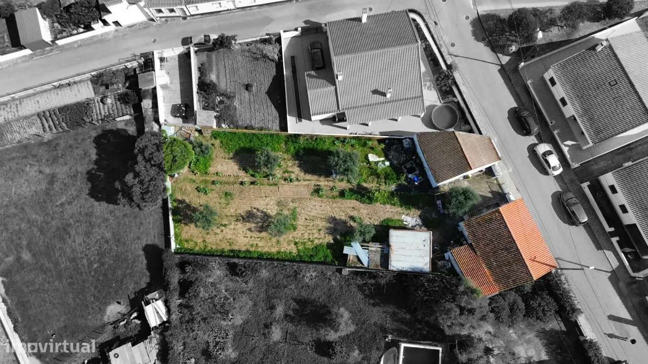 Moradia T2 + 1 com Quintal, Garagem e Anexo Sabugueiro, Arraiolos-36