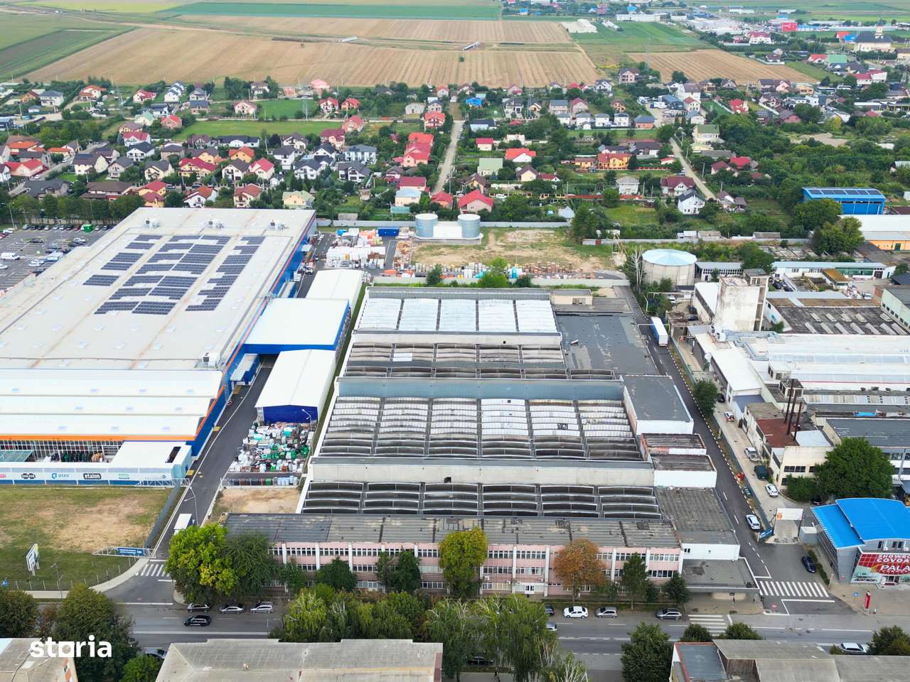 Spatiu comercial/industrial - central Pascani, 14.000 mp,  COMISION 0% - Imagine principală: 1/10