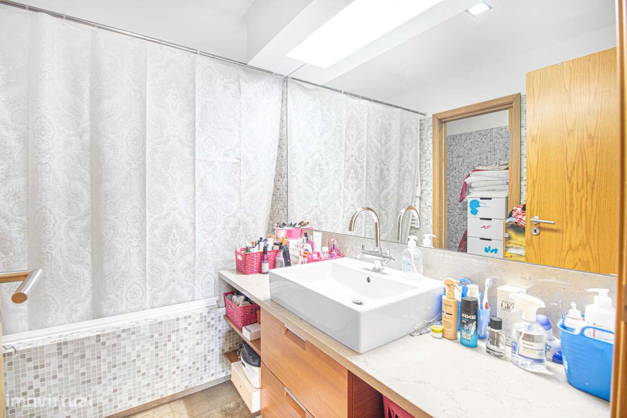 Apartamento T3 - Condomínio Luna Rio - Parque das Nações-30