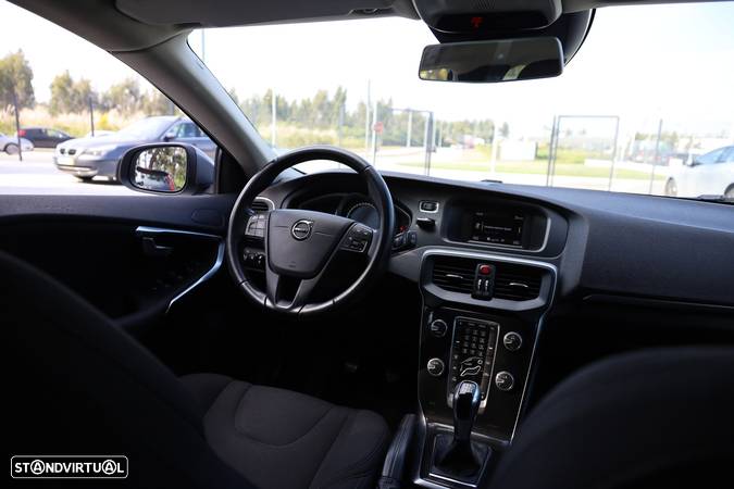 Volvo V40 2.0 D2 Kinetic - 7