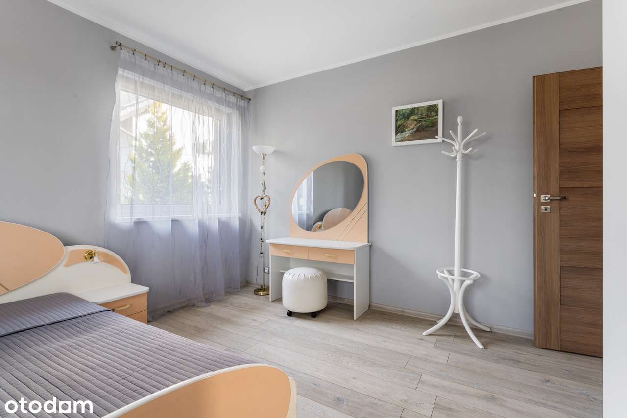 Świetny PARTEROWY dom 4 pokoje, piękny ogród, bardzo dobra lokalizacja-12