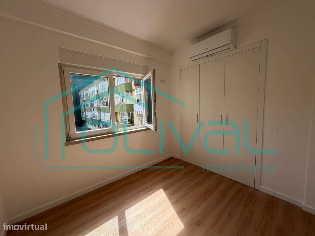 Alverca apartamento de Tipologia T3 totalmente renovado-19