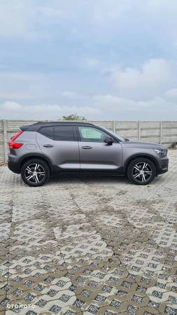 Volvo XC 40 D4 AWD Geartronic R-Design - 7