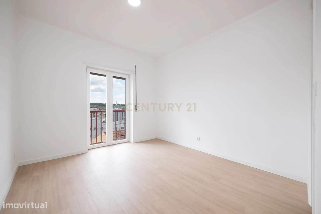 Apartamento para venda na rua de aveiro - 3 Quartos e 3 WC-14