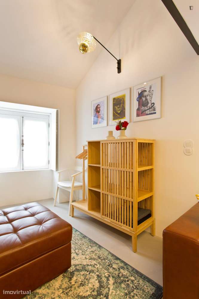 Estúdio - localizado em São Nicolau Porto - Grande imagem: 4/9