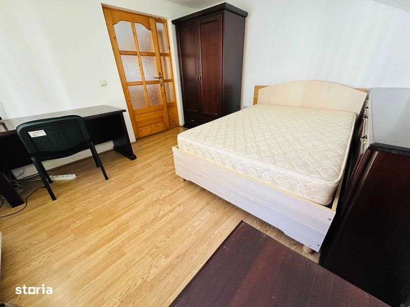 Inchiriez in Sebes- central-apart. 2 camere +living/bucatarie 6/5m - Imagine principală: 5/8