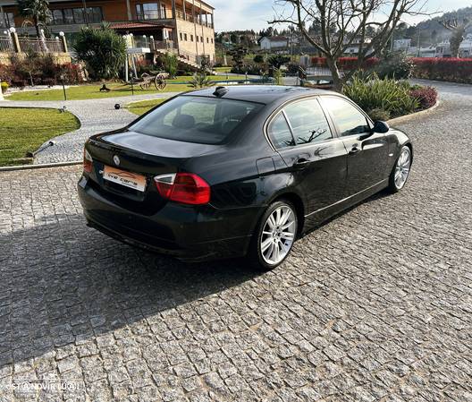 BMW 320 d EfficientDynamics Navigation - 22