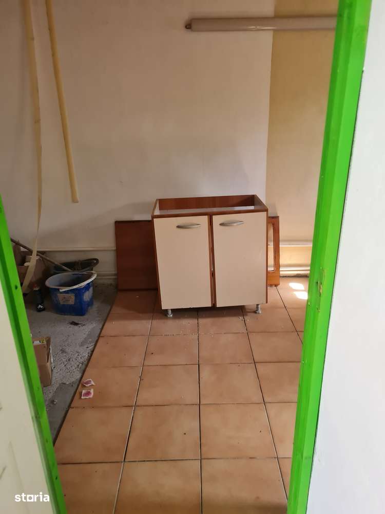 Hala cu teren 1200mp - Imagine principală: 4/20