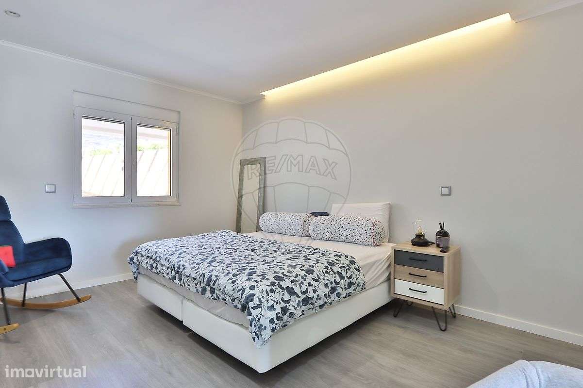 Moradia T4 para venda-9