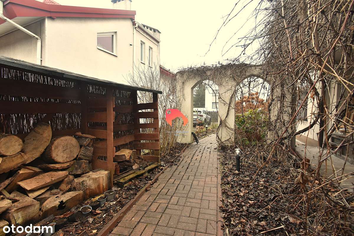 Komfortowy dom - 6 pokoi z dodatkowym budynkiem - Pełny obrazek: 4/20