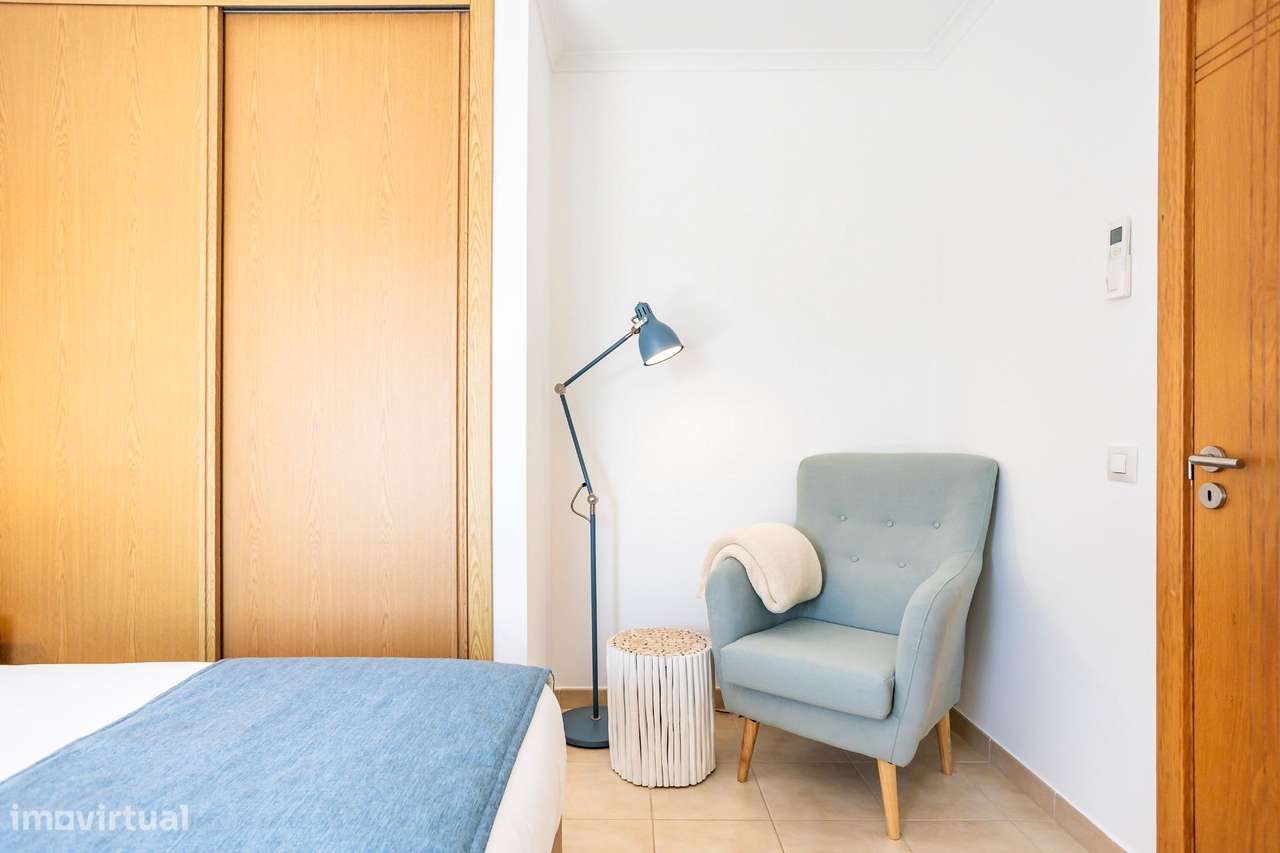 Moradia Geminada T2+1 em Condomínio de Luxo no Algarve-26