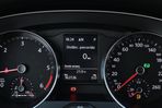 VW Passat 2.0 TDI Business P.DSG - 48