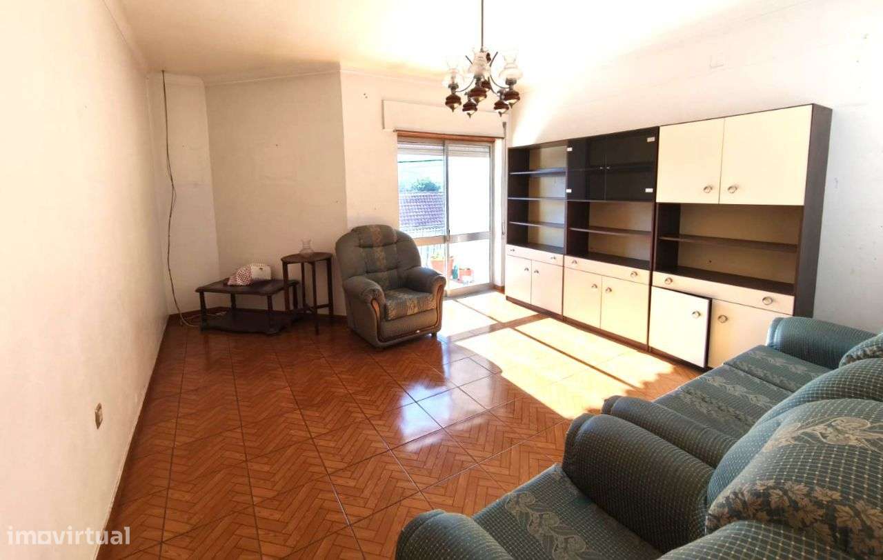 Apartamento T3+T2 com garagem, Amieirinha-Marinha Grande-3