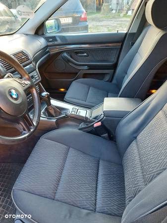 BMW Seria 5 520d - 12