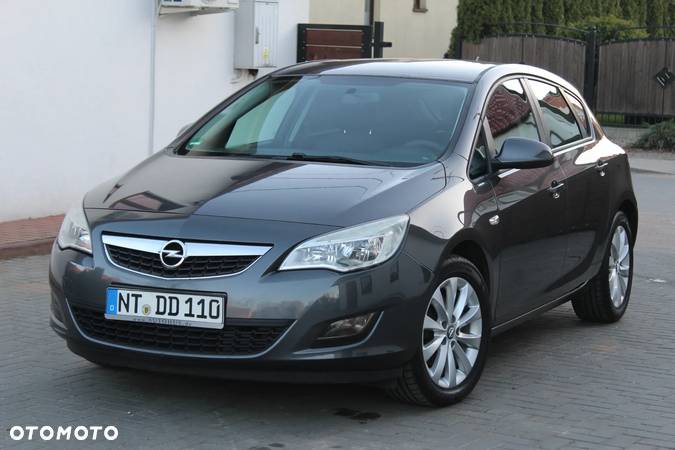 Opel Astra 1.7 CDTI DPF Innovation - 2