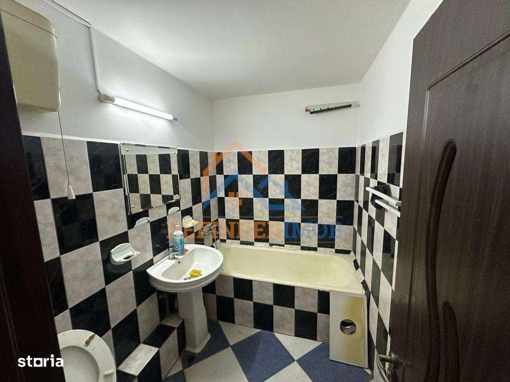 Apartament de vanzare cu 2 camere, zona Calea Mosilor-10