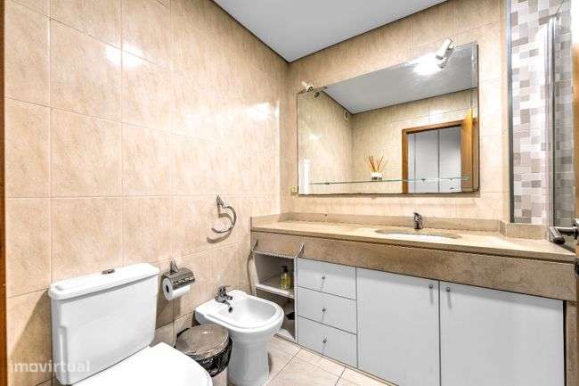 Apartamento T4+1 em Lamaçães, Braga-9