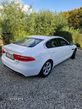 Jaguar XE 25t Pure - 3