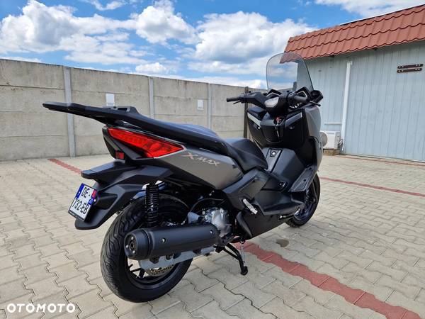 Yamaha X-max - 6