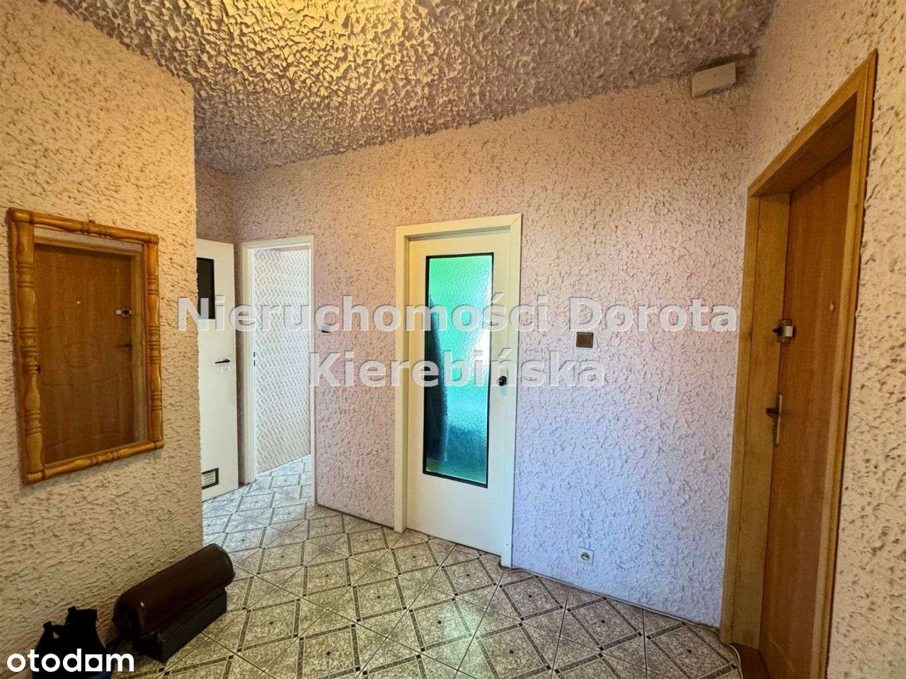 3-pokojowe mieszkanie z potencjałem aranżacyjnym - Pełny obrazek: 2/15