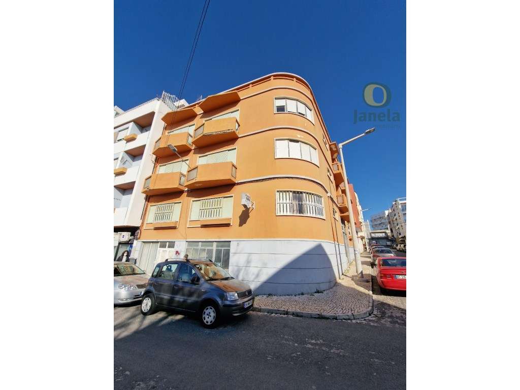 Prédio no Centro de Faro - ideal para Hotel ou Residencial - Grande imagem: 4/6