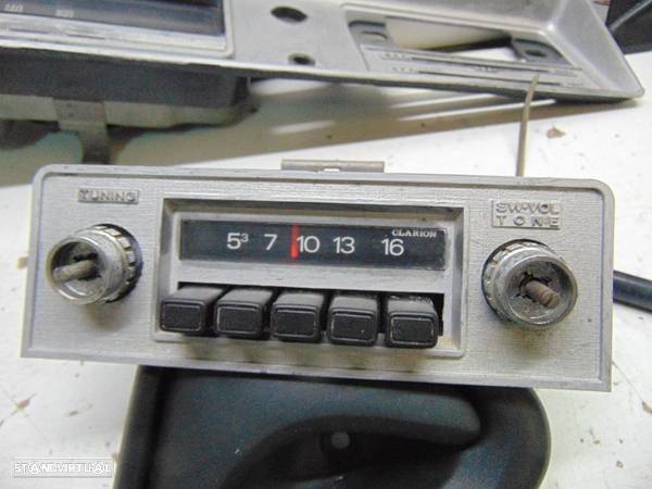 Datsun 1200 conta km´s/Rádio e + peças - 5