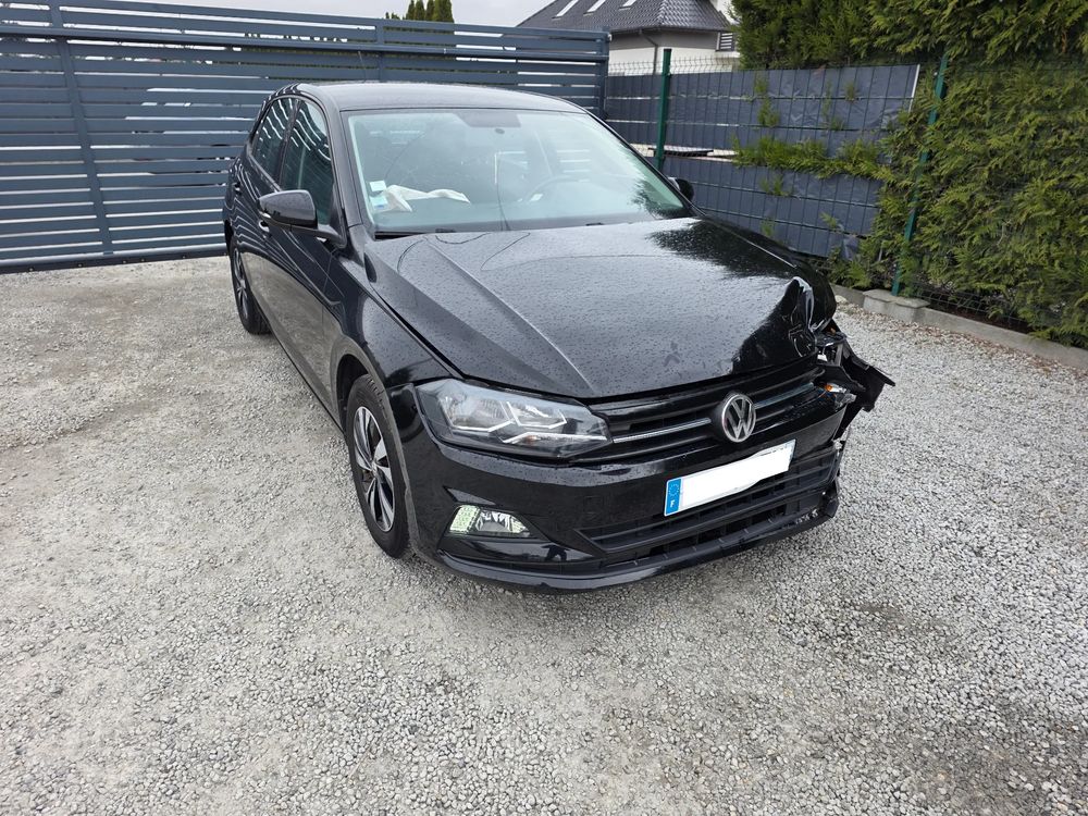 Volkswagen Polo VI 1.0 TSI Comfortline 2017