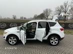 Ford Kuga - 37