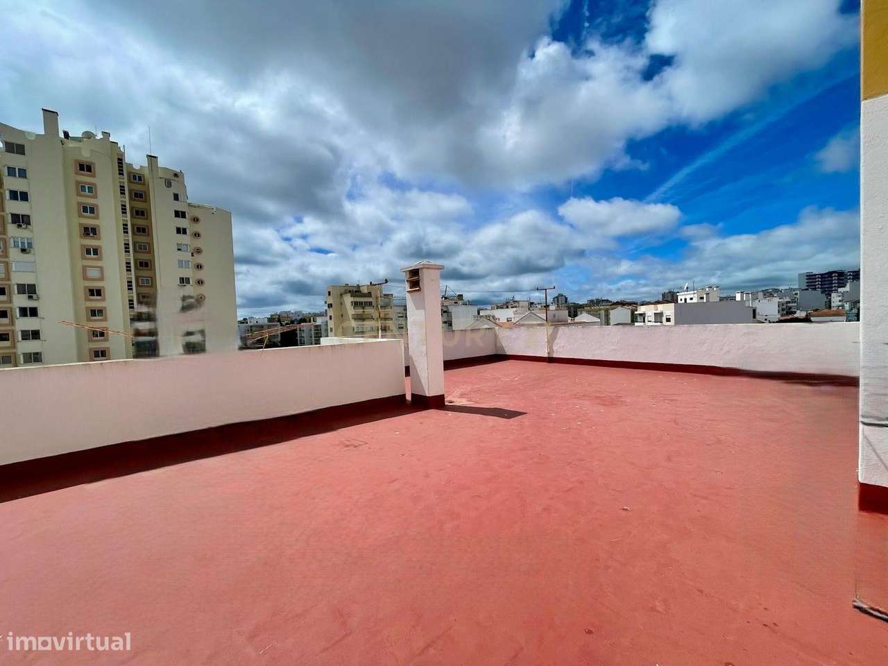 Apartamento T2 com Vista Rio Arade - Despensa - Marina de Portimão - P-21