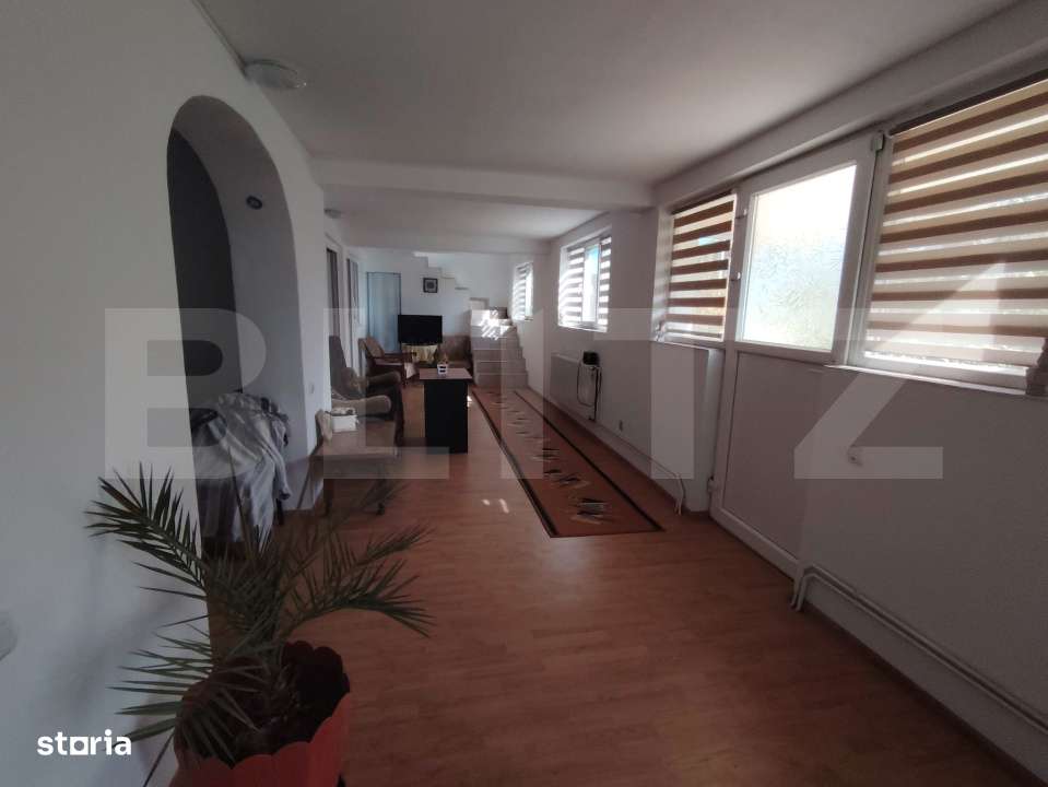 Casa P+M 210 mp utili Craiova, teren 884 mp, cartier Facai - Imagine principală: 5/10