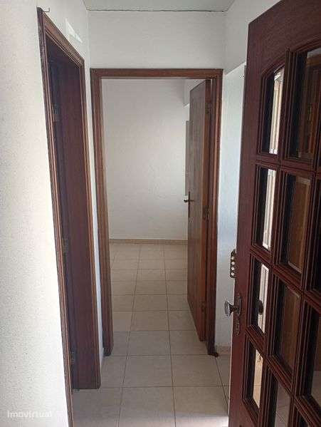 Agualva Cacém  T1                          . - Grande imagem: 5/8