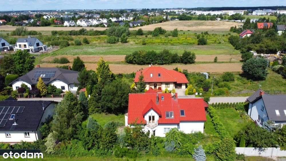 Dom wolnostojący z dużym ogrodem w spokojnej okolicy. - Pełny obrazek: 4/20